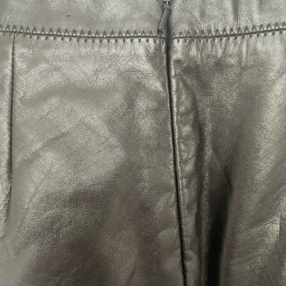 GAP Black Leather Skirt - Picture 4 of 6